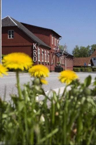Den Gamle Kro 格拉姆 外观 照片